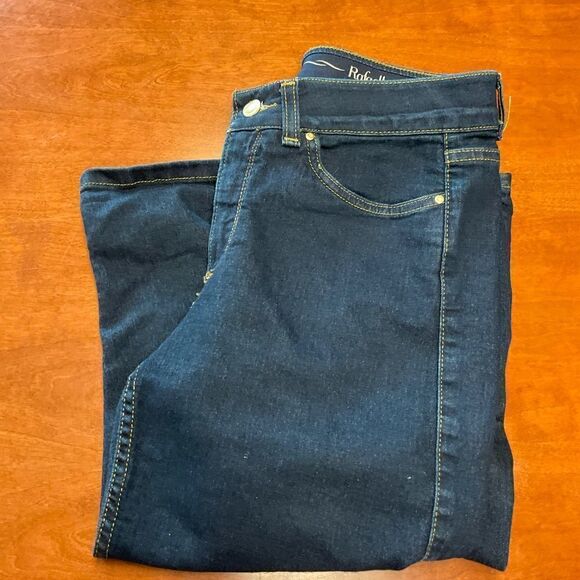 EUC Rafaella Weekend Jean Capris Size 6 #SS3 - Picture 1 of 6